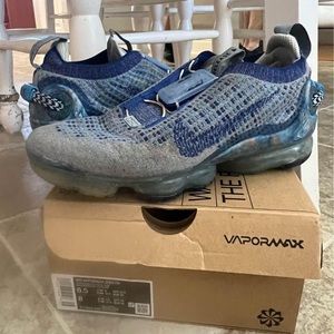 Nike vapormax size 6.5 vapor max